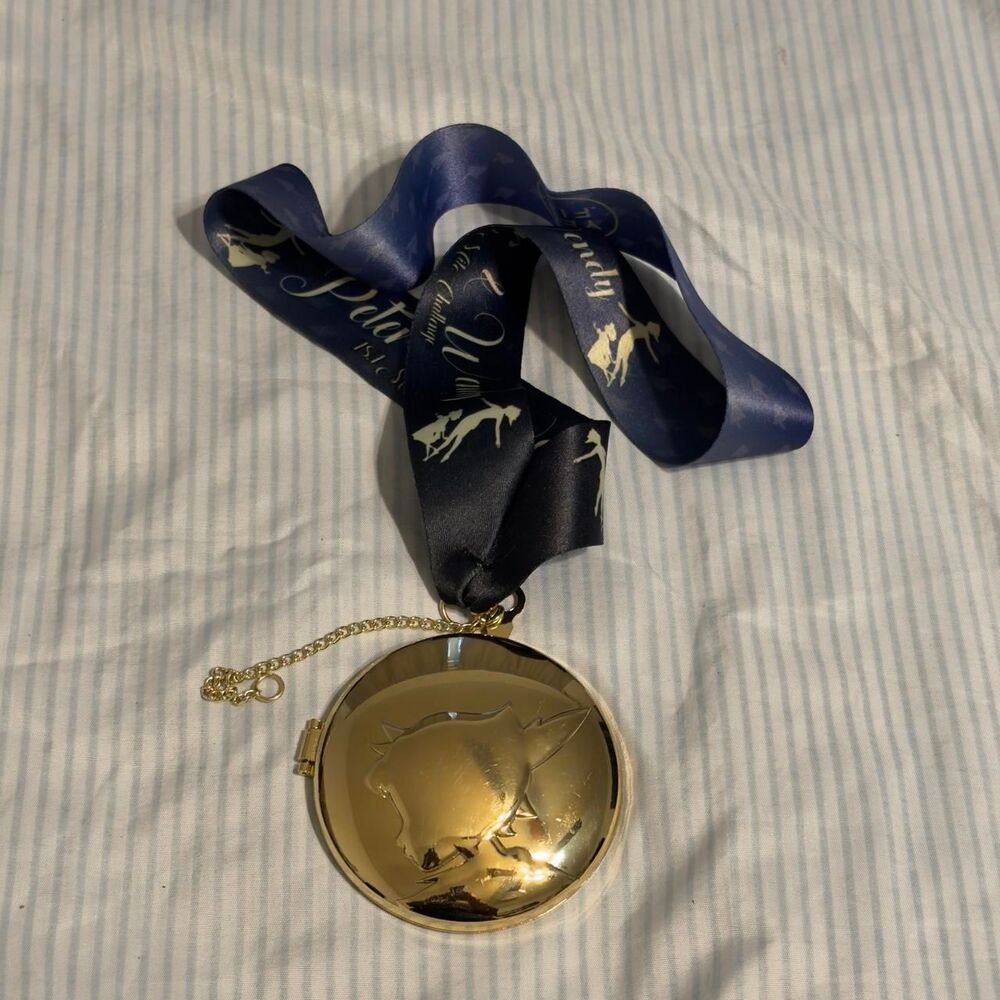 Yes.Fit Peter and Wendy Pocketwatch Medal #runners #medal